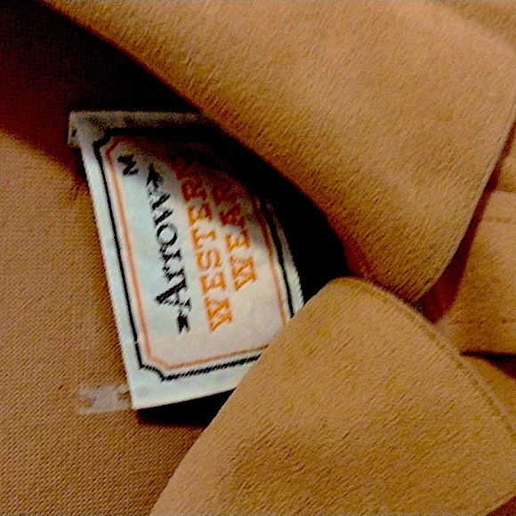 Vintage...Arrow... Western wear - Picture 3 of 4